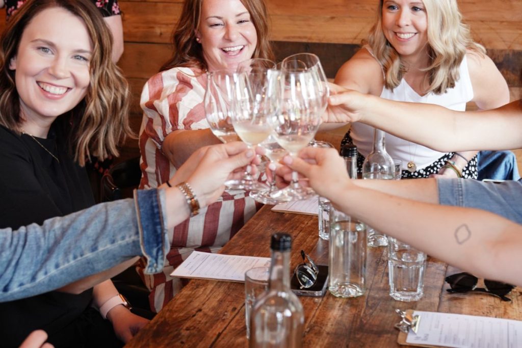 wine tour cheers private tour
